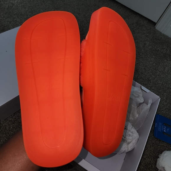 Ivy Park Orange Slides - Flex Park - Picture 4 of 5